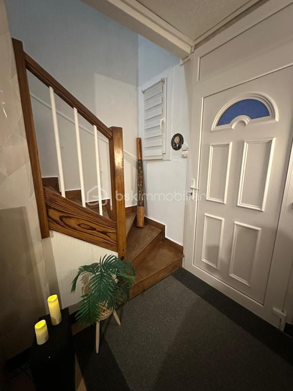 Maison - 102 m² - 6 pièces