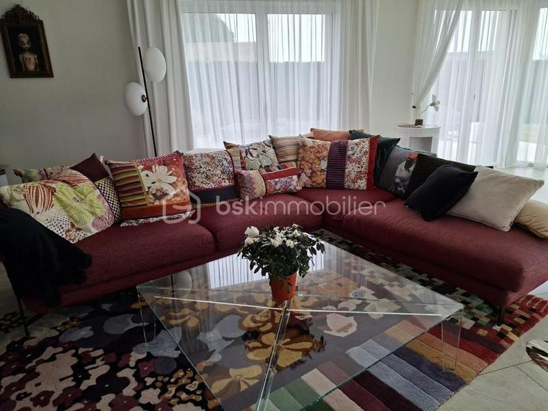 Maison - 153 m² - 5 pièces