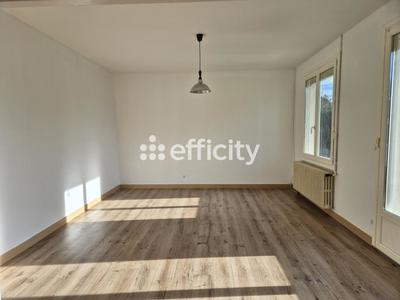 Maison - 89 m² - 4 pièces