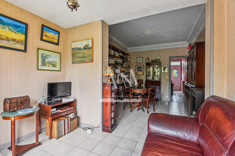 Maison - 80 m² - 5 pièces