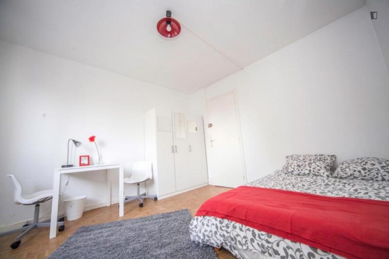 Chambre - 15 m² - 4 pièces