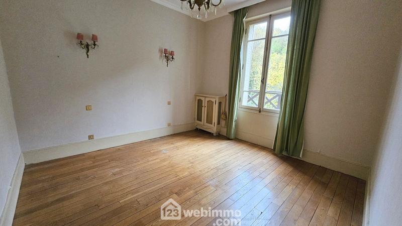 Maison - 165 m² - 7 pièces