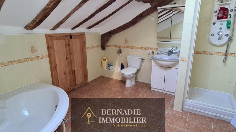 Ferme - 215 m² - 6 pièces