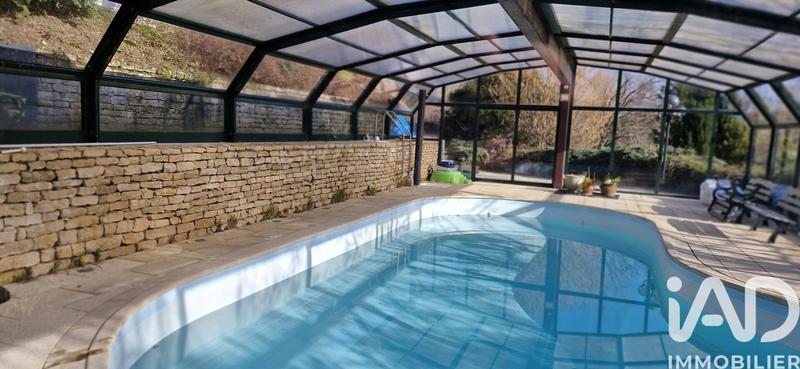 Maison - 180 m² - 10 pièces