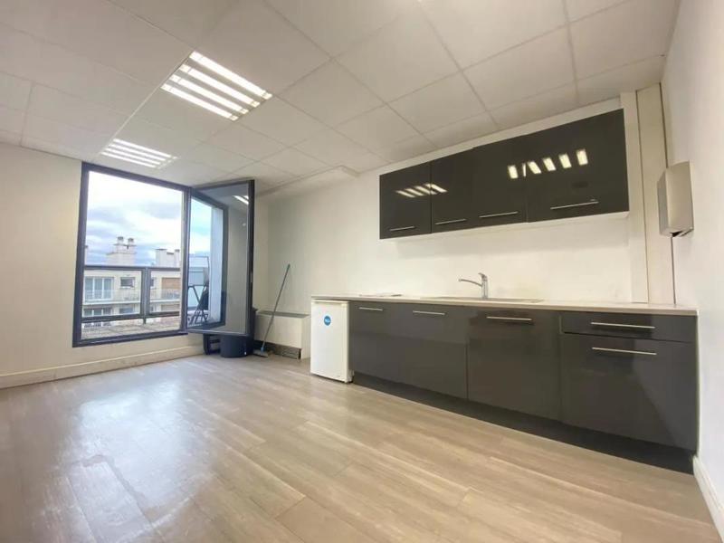 Bureau - 488 m²