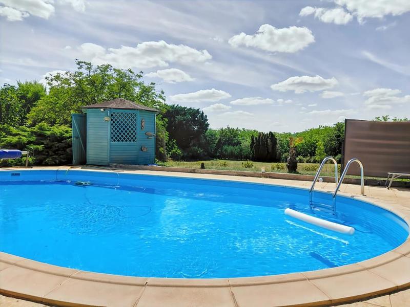 Maison - 220 m² - 6 pièces