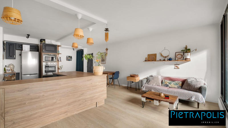 Appartement - 81 m² - 4 pièces