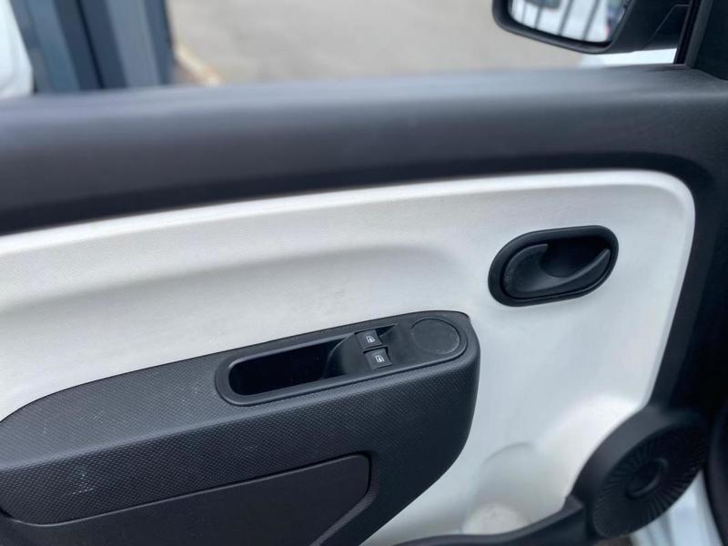 Renault Twingo Life 1.0 Sce 70 cv 4 15500 km 1 ère main