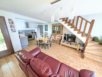 Maison - 90 m² - 4 pièces