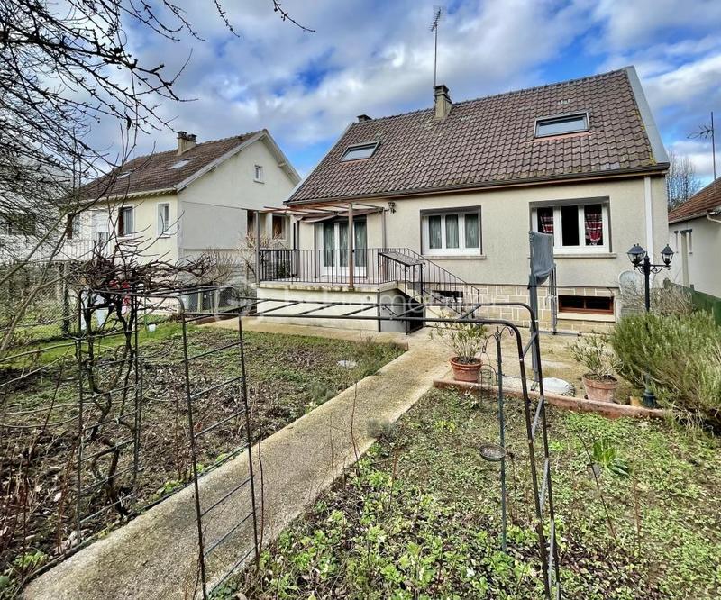 Pavillon - 113 m² - 6 pièces