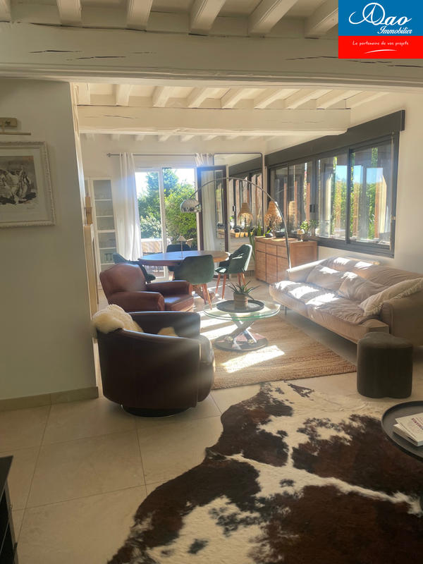 Maison - 192 m² - 8 pièces