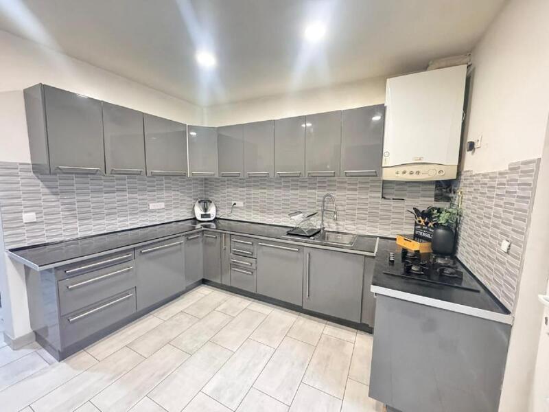 Maison - 79 m² - 4 pièces