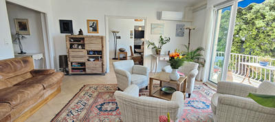 Appartement - 82 m² - 3 pièces