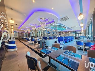 Local commercial - 1 200 m²