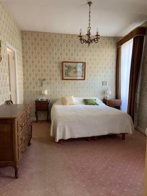 Maison - 162 m² - 8 pièces