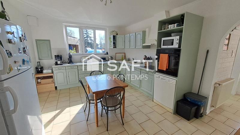 Maison - 170 m² - 6 pièces