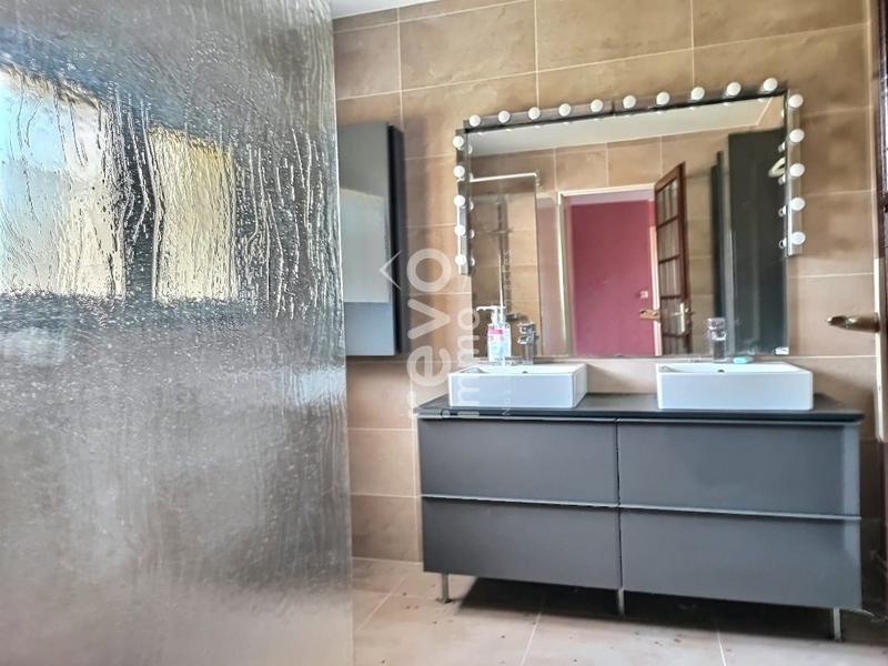 Maison - 127 m² - 5 pièces