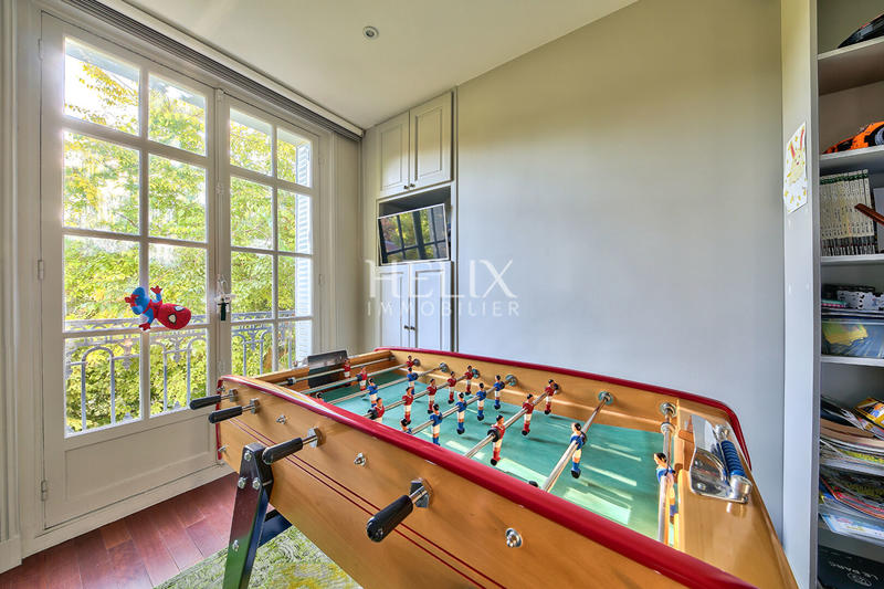 Appartement - 130 m² - 6 pièces