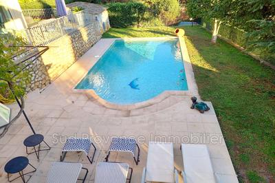 Maison - 244 m² - 10 pièces