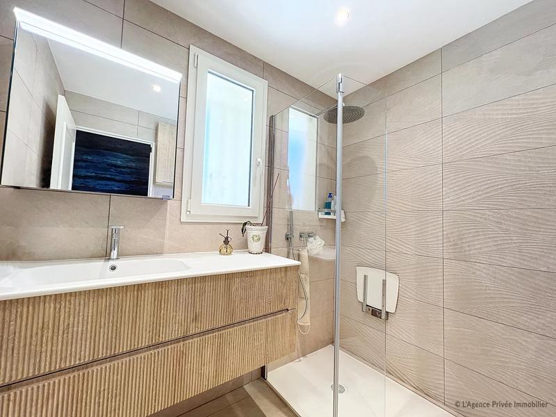 Appartement - 110 m² - 5 pièces