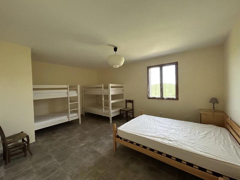 Maison - 195 m² - 8 pièces