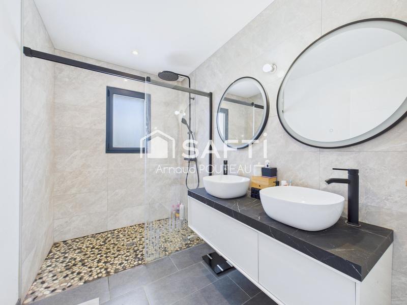 Maison - 125 m² - 5 pièces