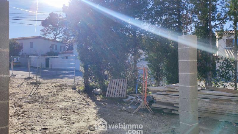 Villa - 80 m² - 4 pièces