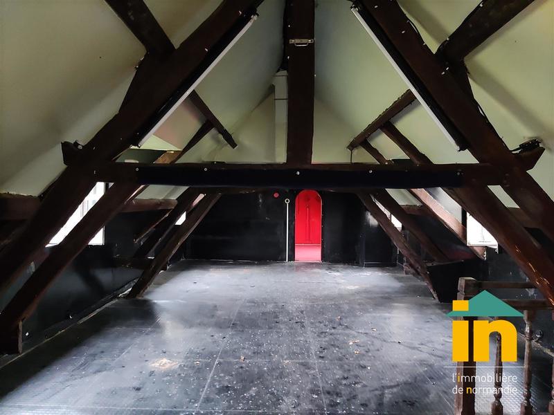 Maison de campagne - 360 m² - 10 pièces