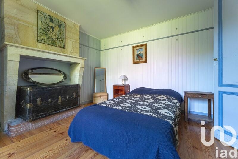 Maison - 200 m² - 8 pièces