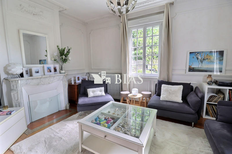 Maison - 145 m² - 6 pièces