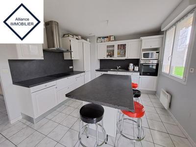 Maison - 100 m² - 6 pièces