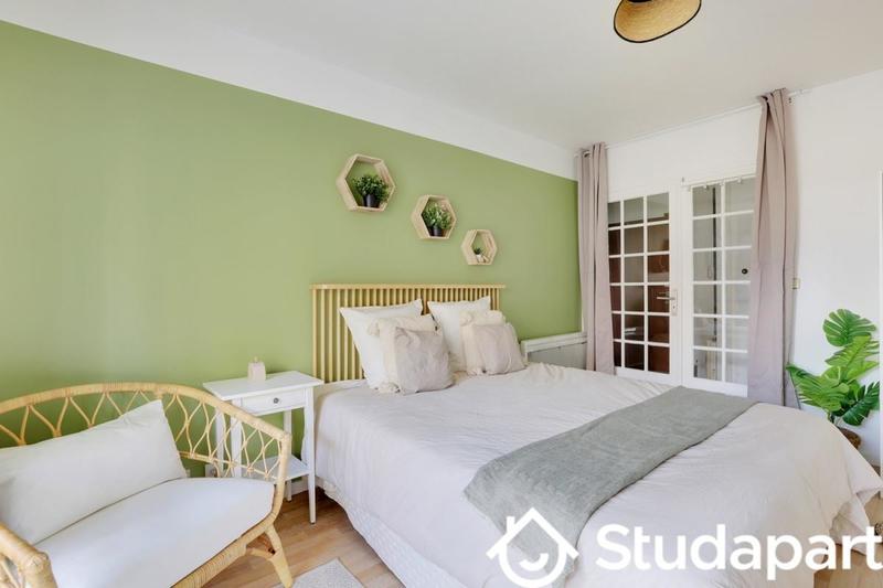 Chambre - 10 m² - 1 pièce