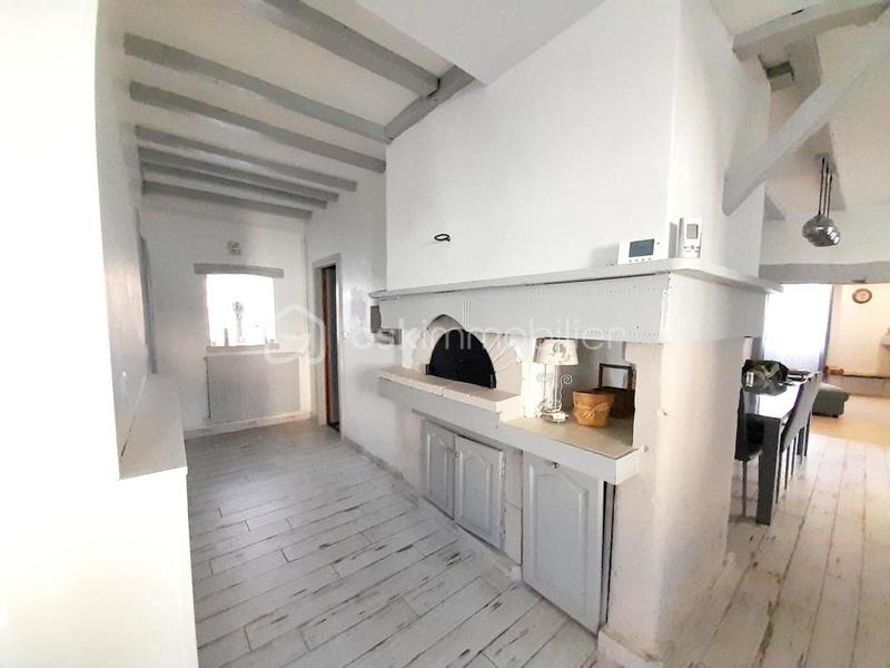 Maison - 270 m² - 12 pièces