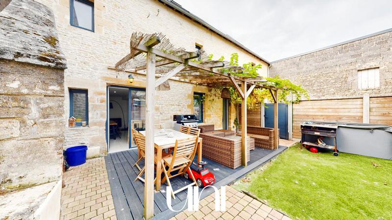 Maison - 135 m² - 6 pièces