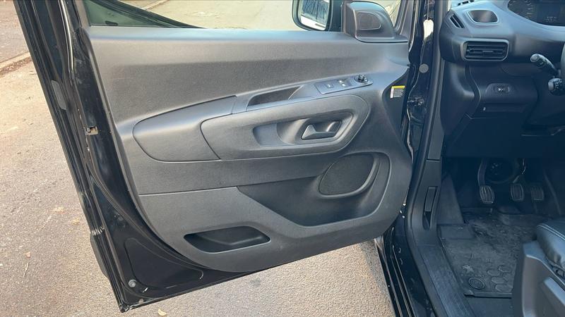 Peugeot Partner Fourgon II 1.6 BlueHDi 100 Premium