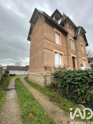 Appartement - 82 m² - 3 pièces