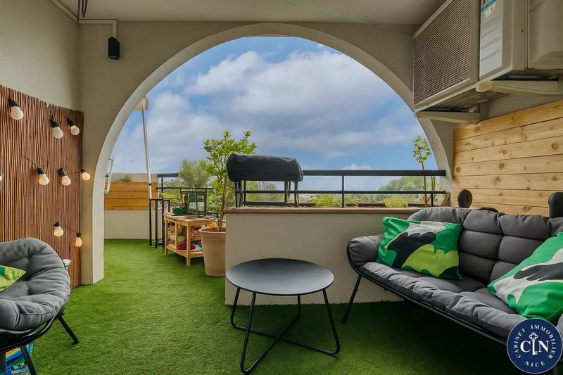 Appartement - 77 m² - 4 pièces