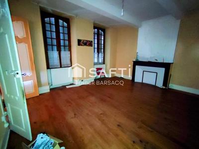 Maison - 263 m² - 8 pièces