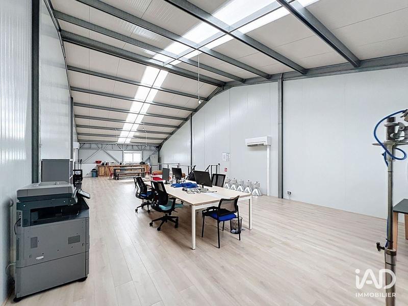 Local commercial - 255 m²