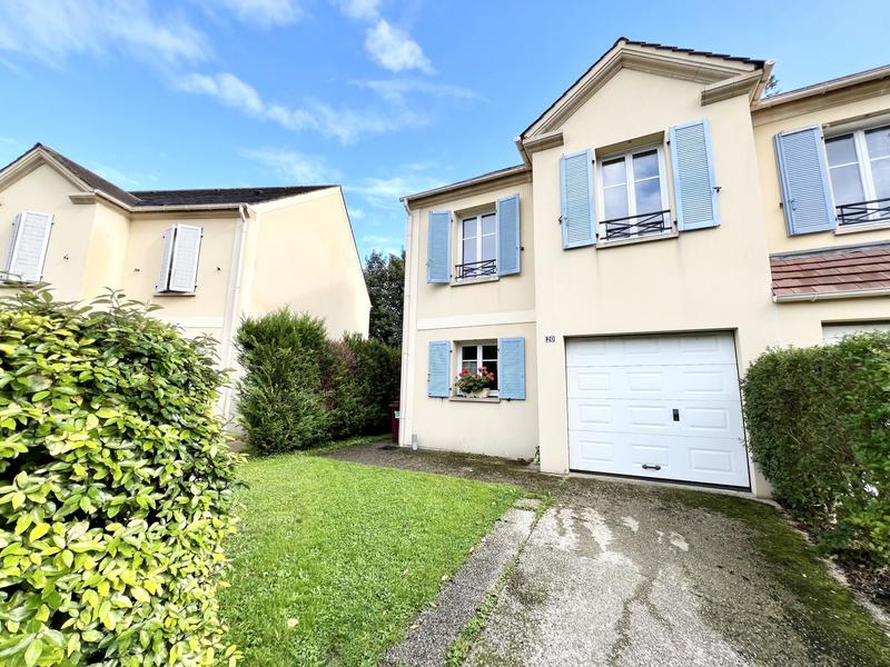 Maison traditionnelle - 96 m² - 4 pièces