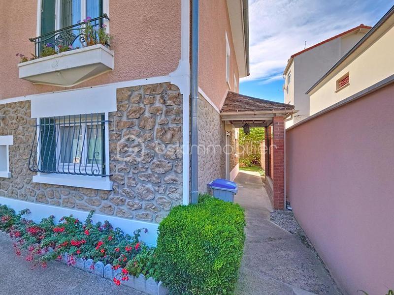 Maison - 127 m² - 5 pièces