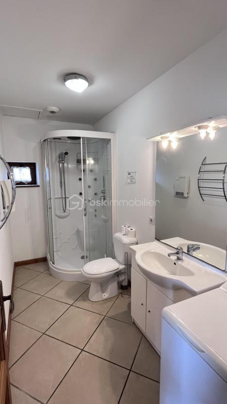 Immeuble - 216 m² - 10 pièces