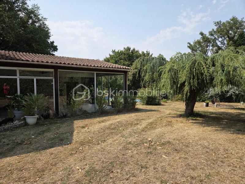 Maison - 277 m² - 6 pièces