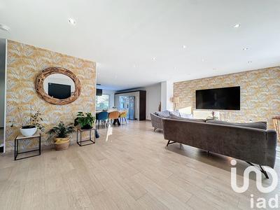 Maison de maîtres - 208 m² - 7 pièces