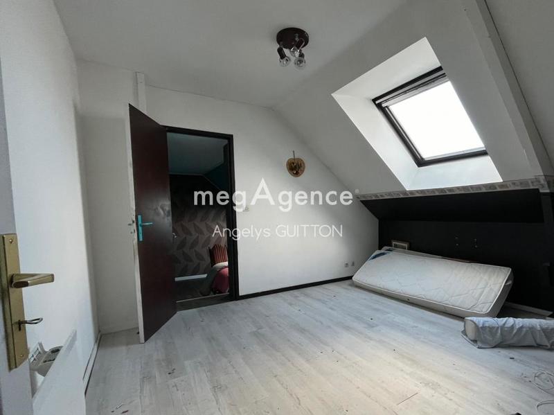 Pavillon - 140 m² - 6 pièces