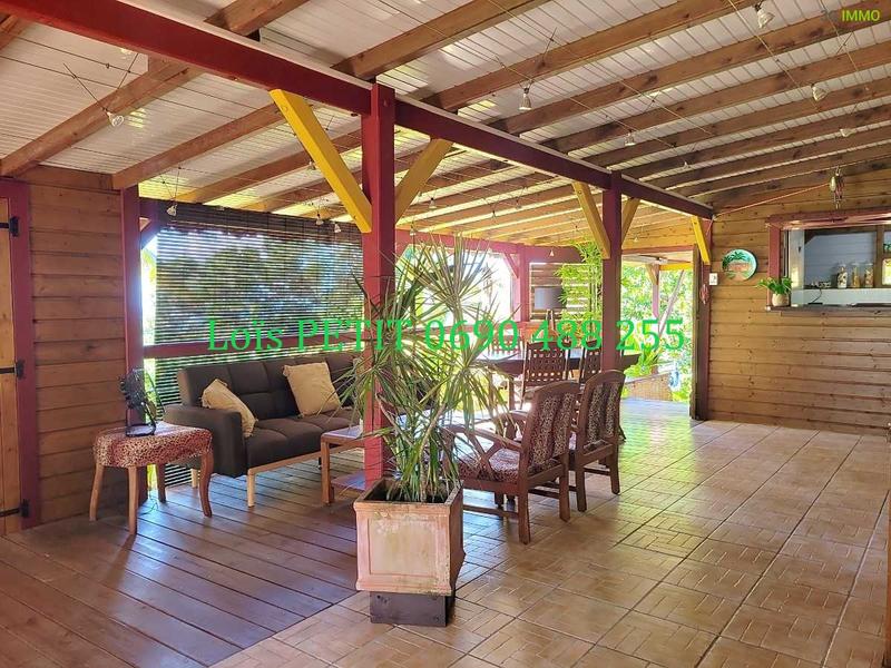 Maison - 367 m² - 11 pièces