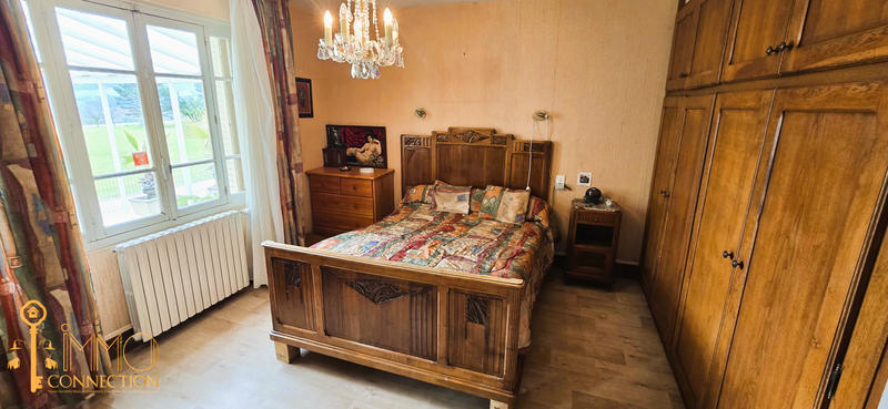 Maison - 180 m² - 5 pièces