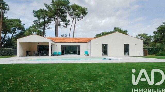 Maison - 178 m² - 6 pièces