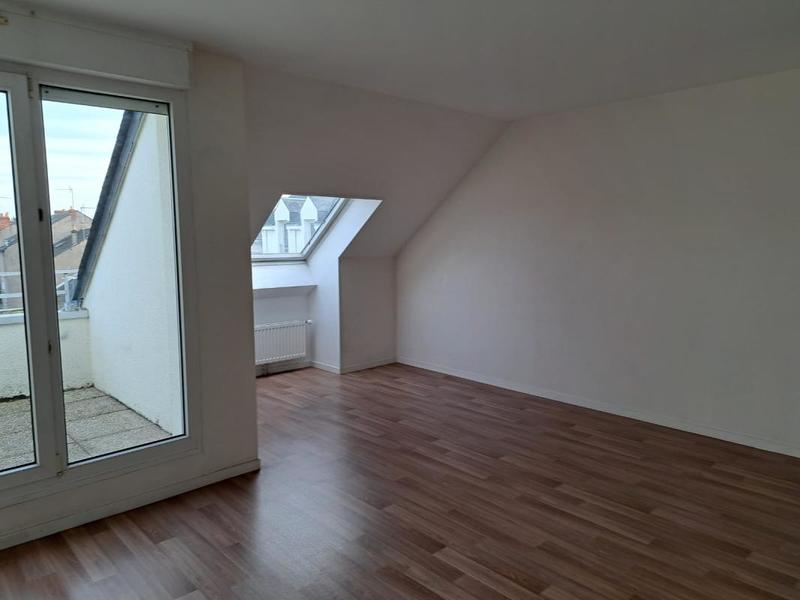 Appartement - 80 m² - 3 pièces