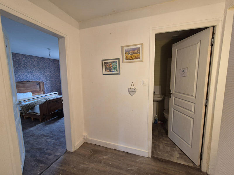 Maison - 260 m² - 11 pièces